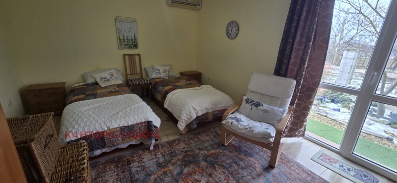 Продава КЪЩА, с. Кривня, област Варна, снимка 14 - Къщи - 52603325