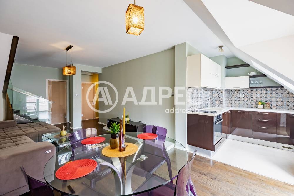 Продава МНОГОСТАЕН, гр. Варна, Бриз