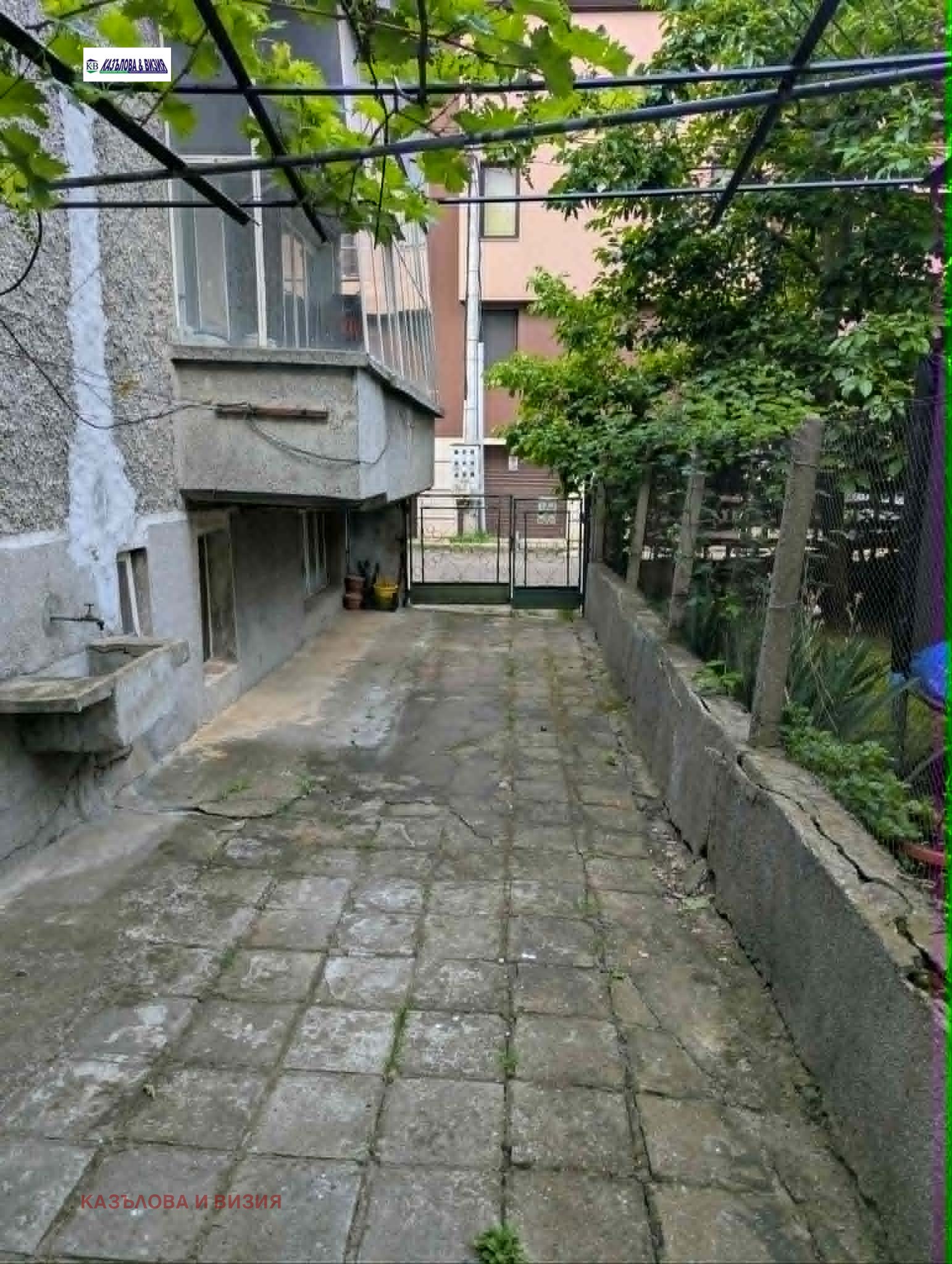 Продава ЕТАЖ ОТ КЪЩА, гр. Варна, Левски 2, снимка 14 - Етаж от къща - 54716594
