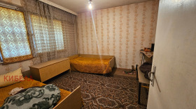 1 Schlafzimmer Radomir, region Pernik 5