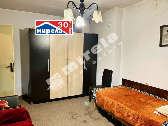 Продава  2-стаен, град Велико Търново, Център • 61 000 EUR • ID 62885599 — holmes.bg - [1] 