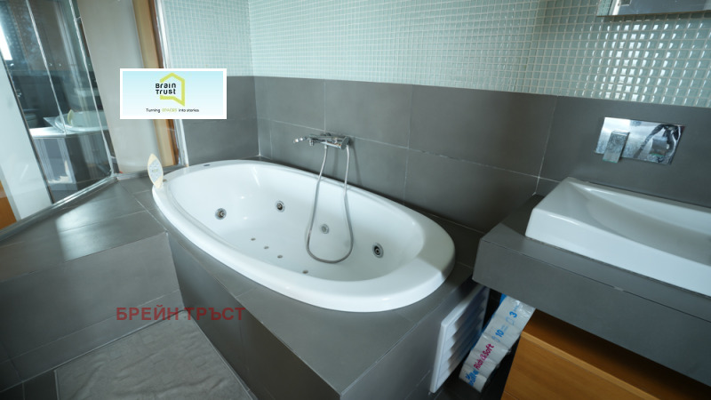 Продава КЪЩА, Извън страната, област Извън страната, снимка 11 - Къщи - 53424577