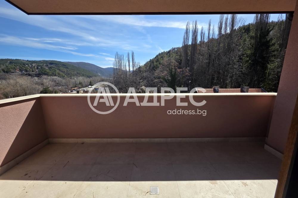 Продава КЪЩА, гр. София, с. Панчарево, снимка 8 - Къщи - 54204535