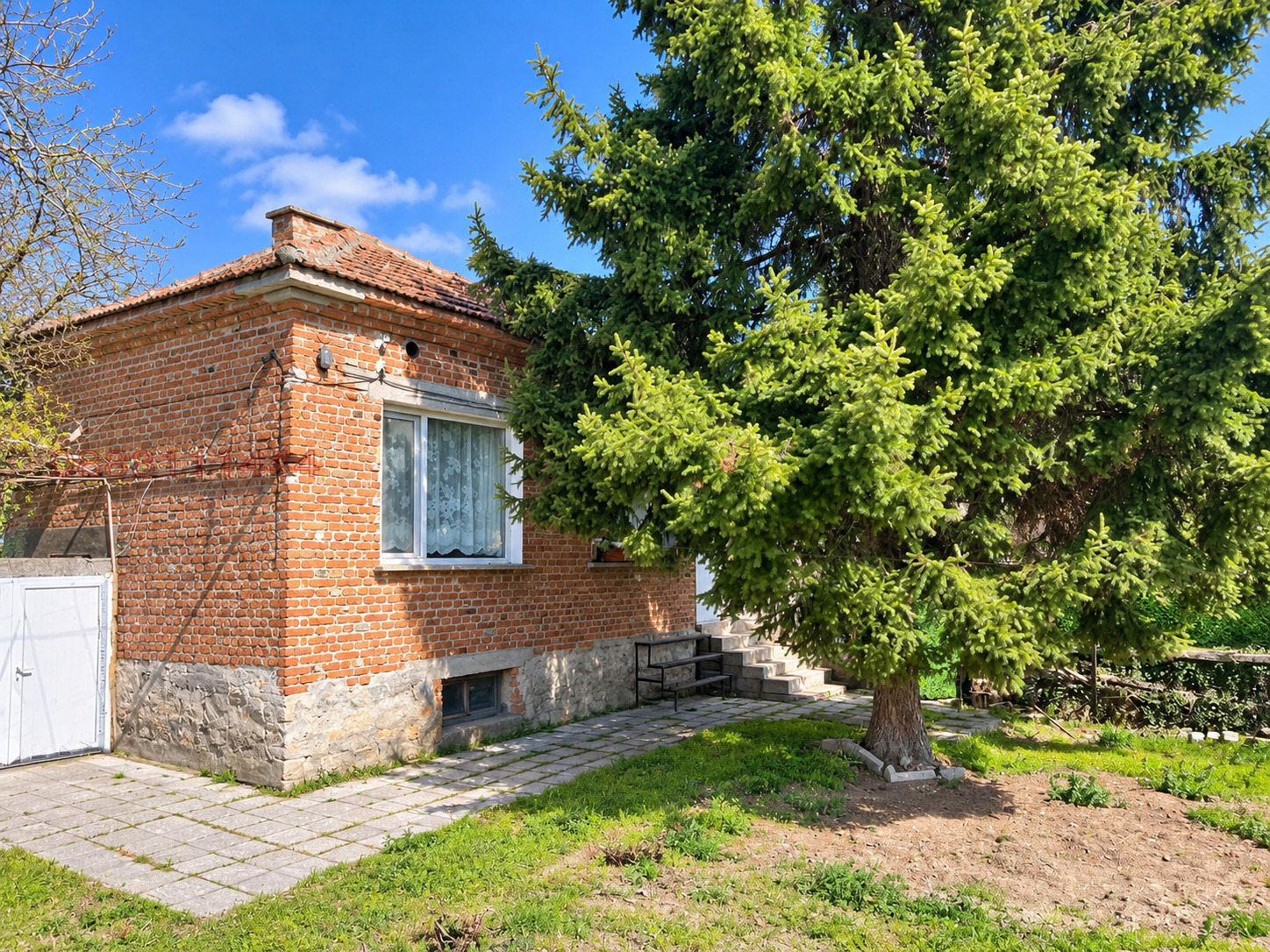Продава КЪЩА, с. Кортен, област Сливен, снимка 5 - Къщи - 56040829