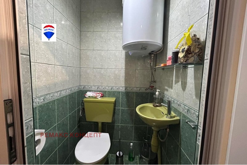 Продава  3-стаен град Шумен , Гривица , 103 кв.м | 84693040 - изображение [17]