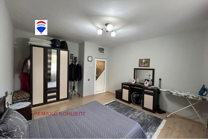 Продава  3-стаен град Шумен , Гривица , 103 кв.м | 84693040 - изображение [4]