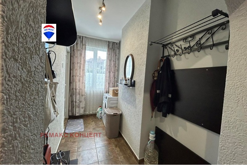 Продава  3-стаен град Шумен , Гривица , 103 кв.м | 84693040 - изображение [9]