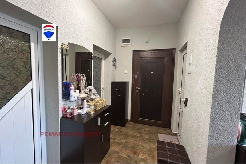 Продава  3-стаен град Шумен , Гривица , 103 кв.м | 84693040 - изображение [13]