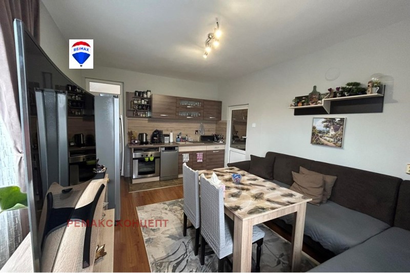 Продава  3-стаен град Шумен , Гривица , 103 кв.м | 84693040 - изображение [3]