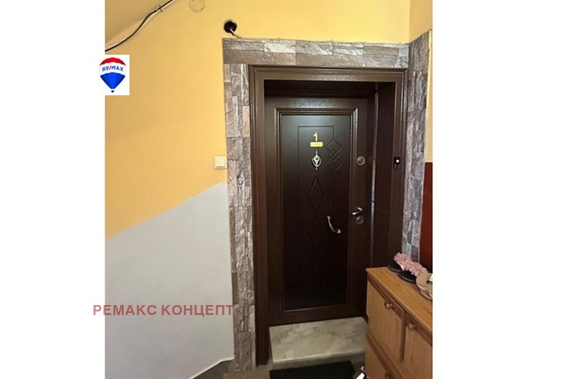 Продава  3-стаен град Шумен , Гривица , 103 кв.м | 84693040 - изображение [14]