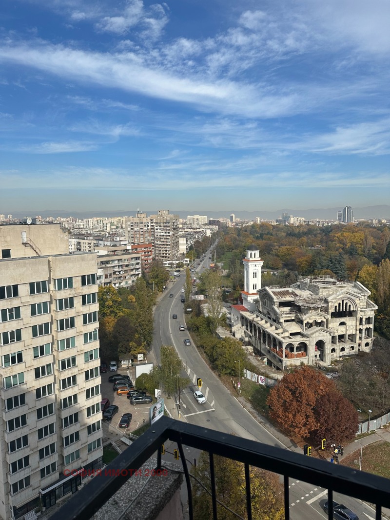 Продава 3-СТАЕН, гр. София, Гоце Делчев, снимка 2 - Апартаменти - 52329462