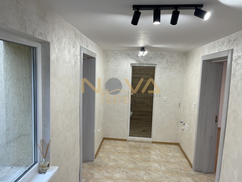 Продава КЪЩА, гр. Варна, Виница, снимка 2 - Къщи - 52873828