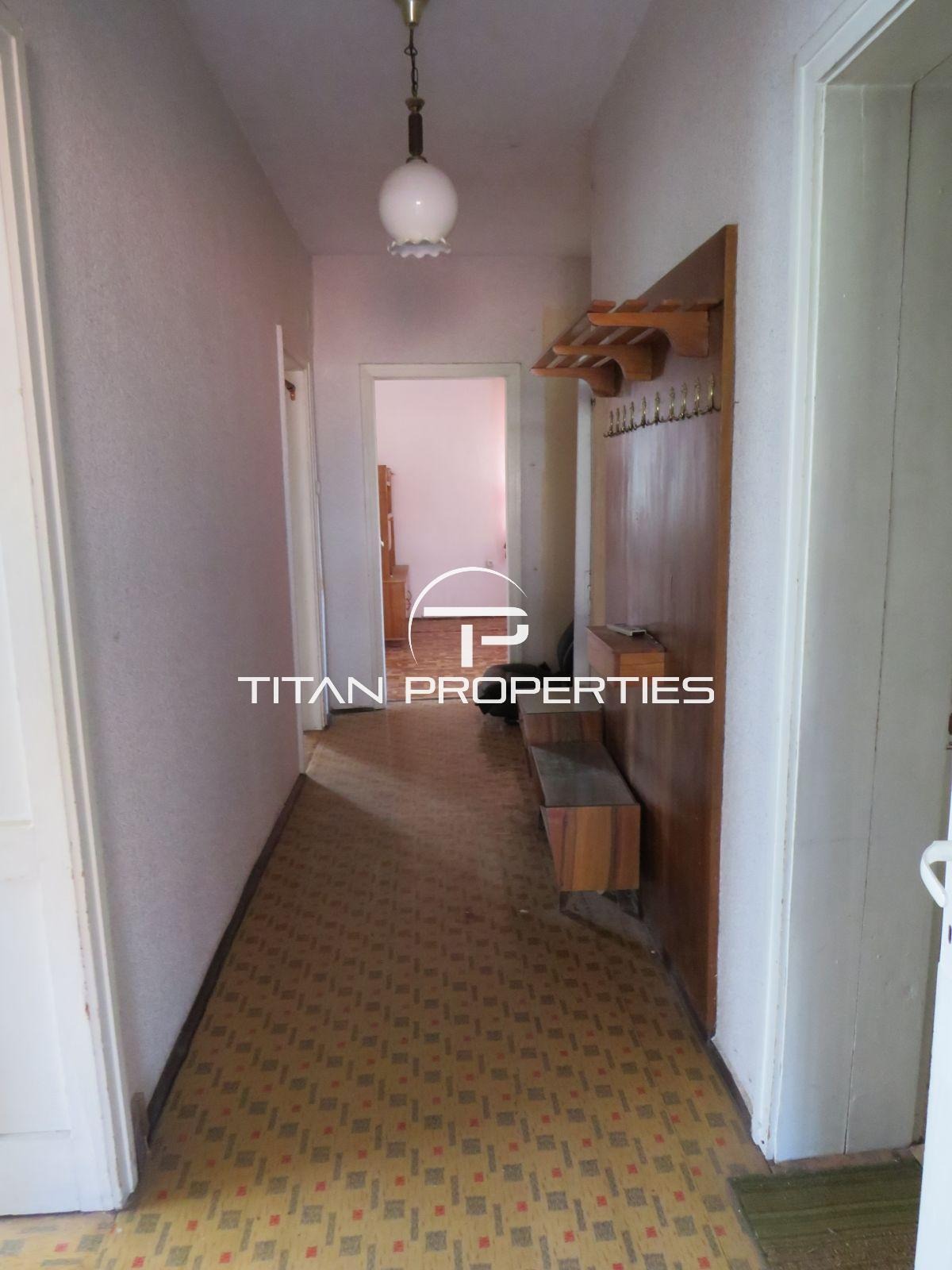 Продава КЪЩА, гр. Айтос, област Бургас, снимка 7 - Къщи - 55349644