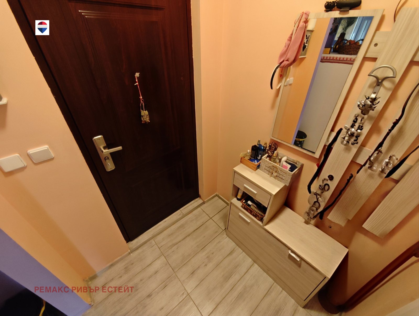 Продава ВИЛА, гр. Русе, в.з. Левента, снимка 13 - Вили - 56502342