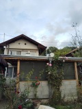 Продава КЪЩА, град Варна, м-т Боровец - юг • 105000 € / 205362.15 лв. • 25173216 1