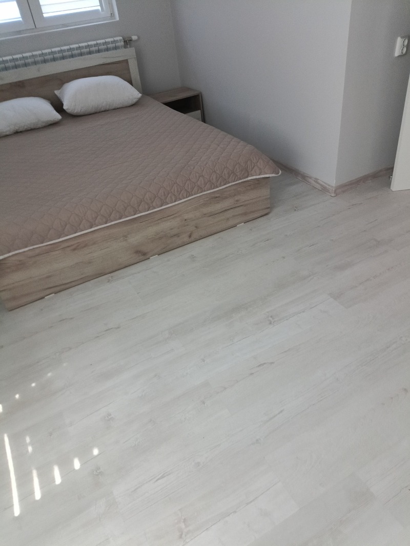 Продава  2-стаен град Разград , Абитрус , 65 кв.м | 63956493 - изображение [2]