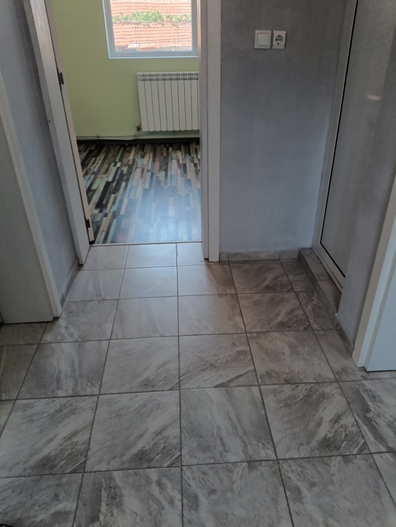 Продава  2-стаен град Разград , Абитрус , 65 кв.м | 63956493 - изображение [7]