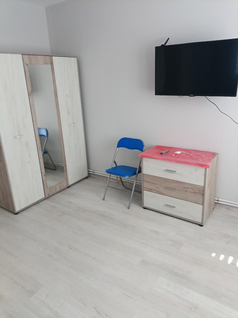 Продава  2-стаен град Разград , Абитрус , 65 кв.м | 63956493 - изображение [3]