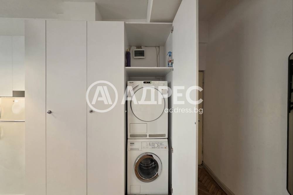 Продава 1-СТАЕН, гр. София, Център, снимка 7 - Апартаменти - 56019314