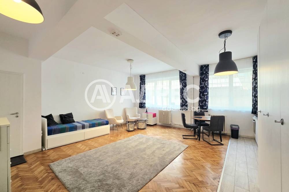 Продава 1-СТАЕН, гр. София, Център, снимка 4 - Апартаменти - 56019314