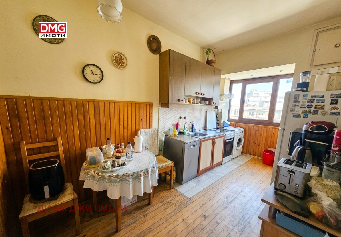 Продава 4-СТАЕН, гр. София, Център, снимка 4 - Апартаменти - 53742039