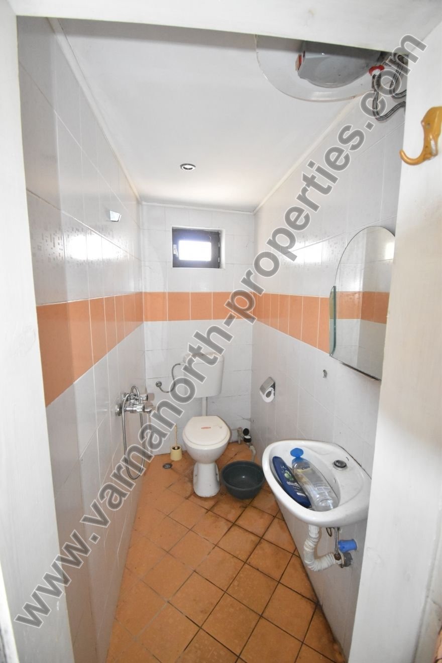 Продава КЪЩА, гр. Балчик, област Добрич, снимка 15 - Къщи - 55261086