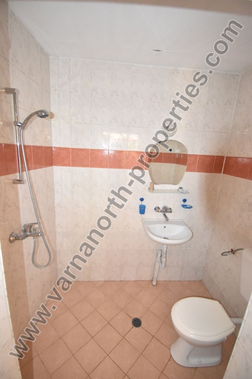 Продава КЪЩА, гр. Балчик, област Добрич, снимка 9 - Къщи - 55261086