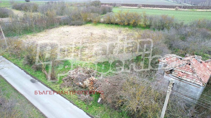Продава КЪЩА в област Добрич, с. Ведрина - 66 кв.м / 19 000 € » 37 160.77 лв., БЪЛГЕРИАН ПРОПЕРТИС