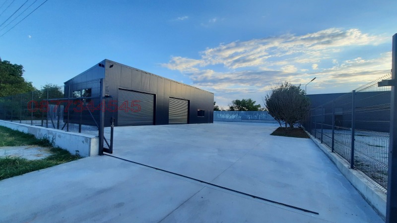 Продава ПРОМ. ПОМЕЩЕНИЕ в област Плевен, с. Брестовец - 1100 кв.м / 310 999 € » 608 261.17 лв.