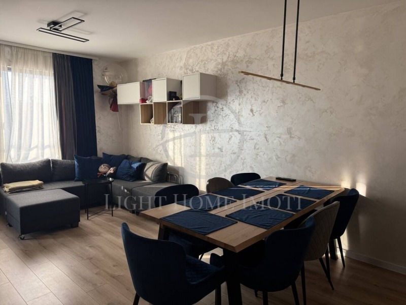 Продава 2-СТАЕН, гр. Пловдив, Остромила, снимка 2 - Апартаменти - 53170678