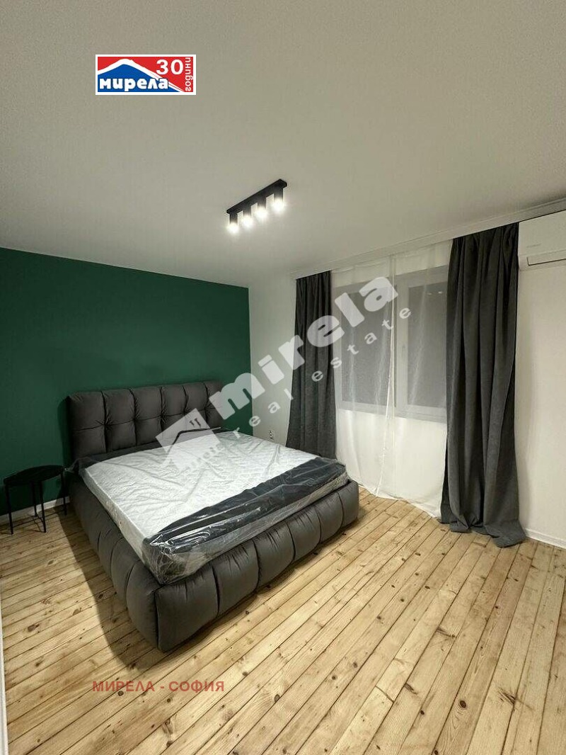 Продава 3-СТАЕН, гр. София, Център, снимка 2 - Апартаменти - 50607160