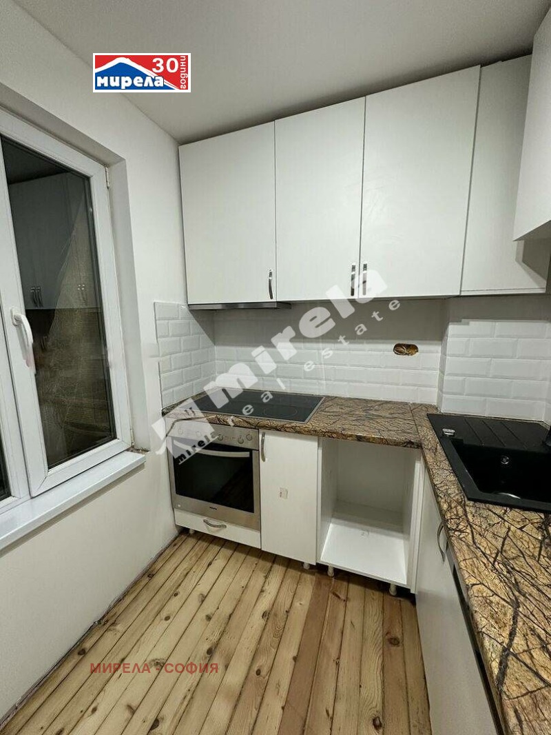 Продава 3-СТАЕН, гр. София, Център, снимка 6 - Апартаменти - 50607160