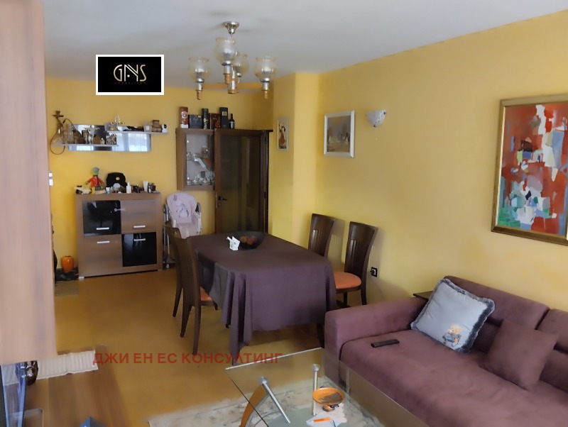 Продава  3-стаен град София , Борово , 120 кв.м | 24445112