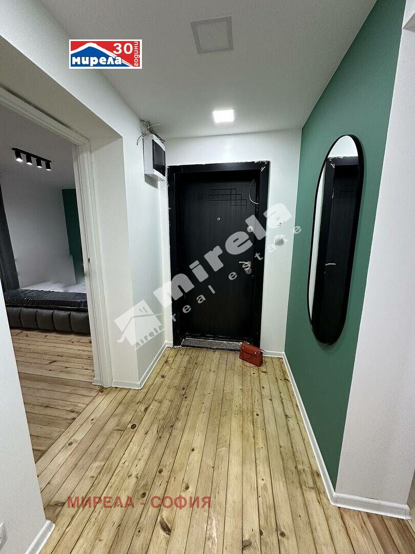 Продава 3-СТАЕН, гр. София, Център, снимка 2 - Апартаменти - 50607160