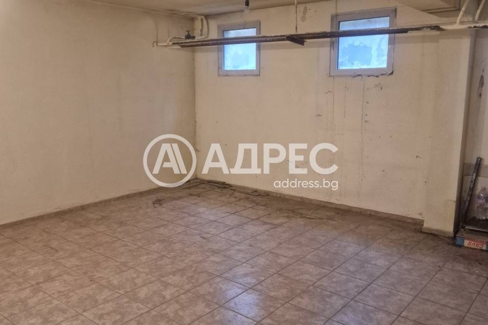 Продава ГАРАЖ, ПАРКОМЯСТО, гр. София, Белите брези, снимка 4 - Гаражи и паркоместа - 55922285