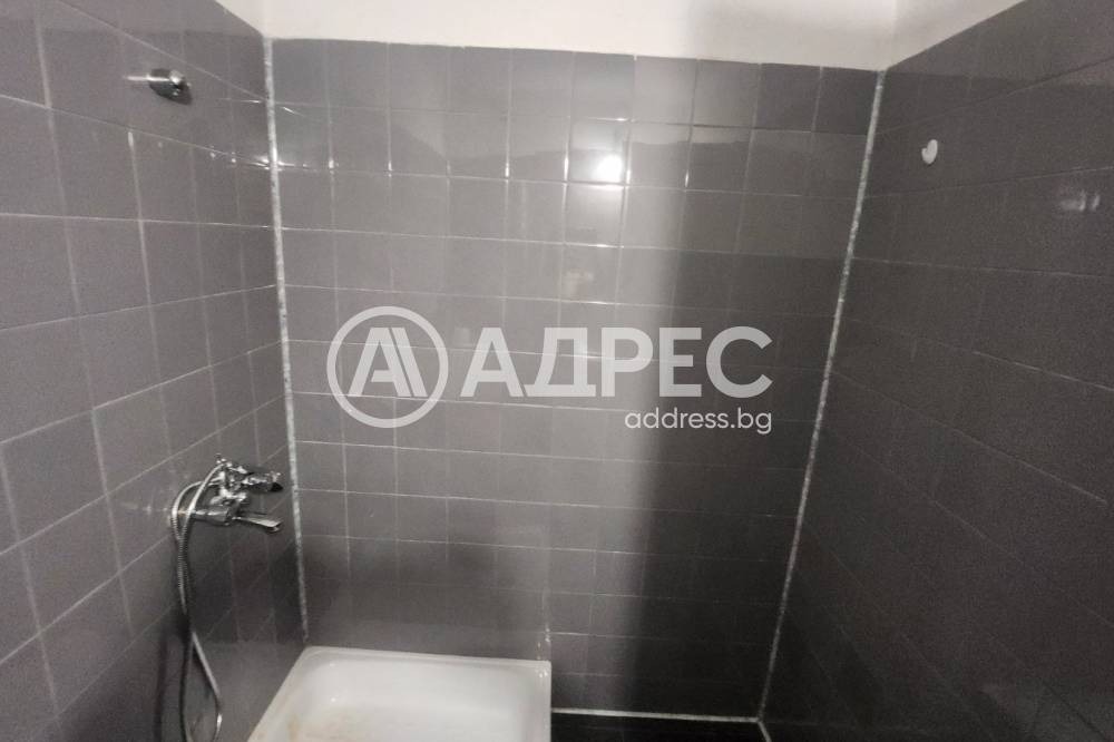 Продава ГАРАЖ, ПАРКОМЯСТО, гр. София, Белите брези, снимка 9 - Гаражи и паркоместа - 55922285