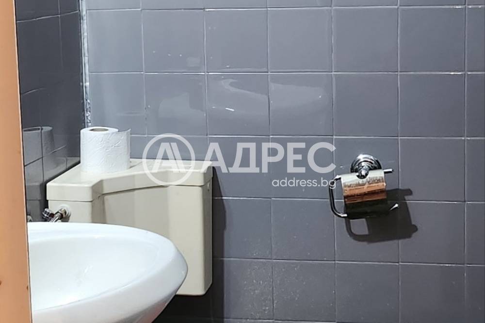Продава ГАРАЖ, ПАРКОМЯСТО, гр. София, Белите брези, снимка 6 - Гаражи и паркоместа - 55922285