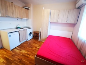 2 slaapkamers Bratja Miladinovi, Burgas 1