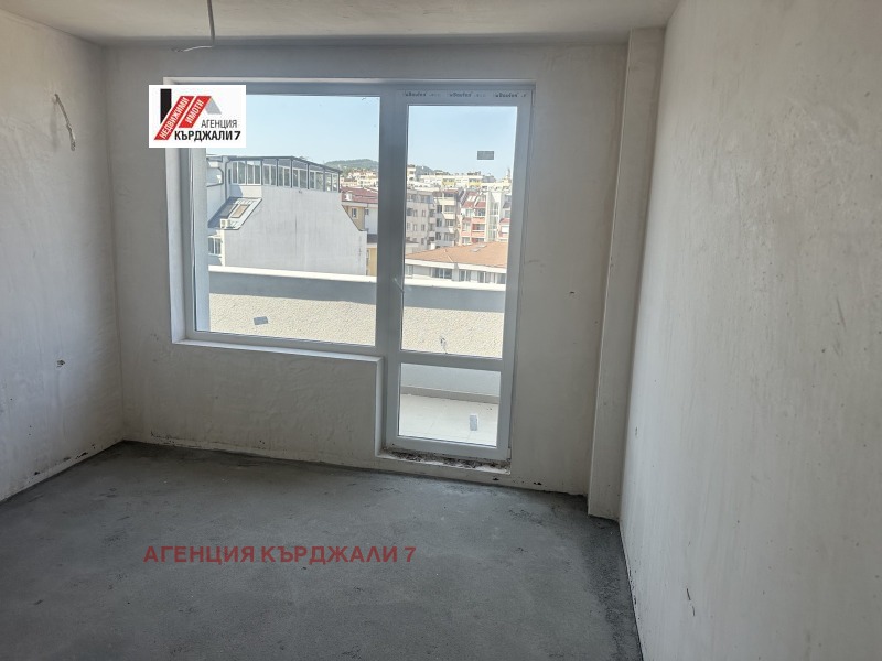 De vânzare  2 dormitoare Cârdjali , Vâzrojdenți , 78 mp | 87164363 - imagine [7]