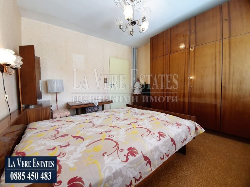Продава  4-стаен град Русе , Здравец Север 1 , 107 кв.м | 50727876 - изображение [8]