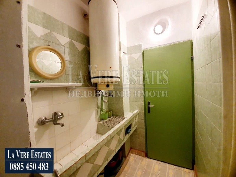 Продава  4-стаен град Русе , Здравец Север 1 , 107 кв.м | 50727876 - изображение [15]