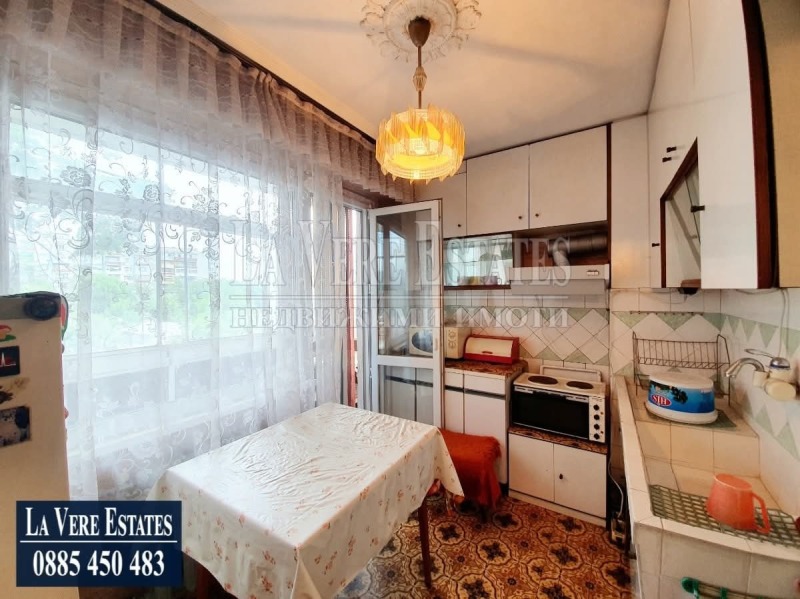 Продава  4-стаен град Русе , Здравец Север 1 , 107 кв.м | 50727876 - изображение [4]