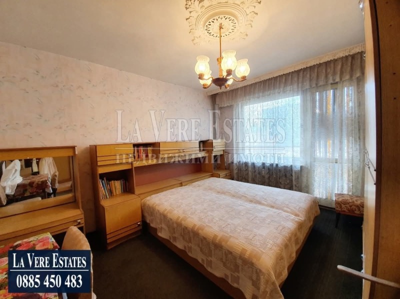 Продава  4-стаен град Русе , Здравец Север 1 , 107 кв.м | 50727876 - изображение [10]
