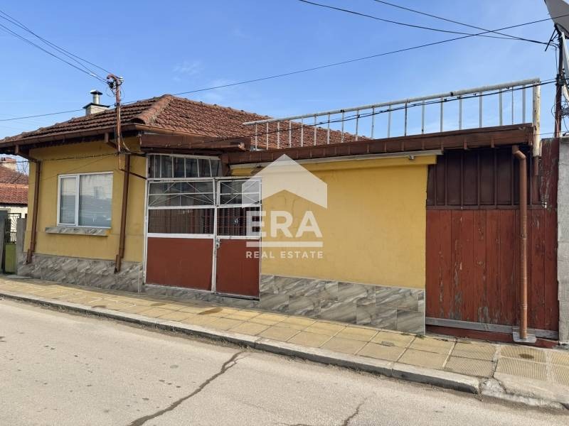 Продава КЪЩА, гр. Силистра, Център