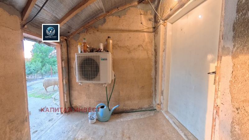 Продава БИЗНЕС ИМОТ, с. Побит камък, област Разград, снимка 8 - Други - 53004712