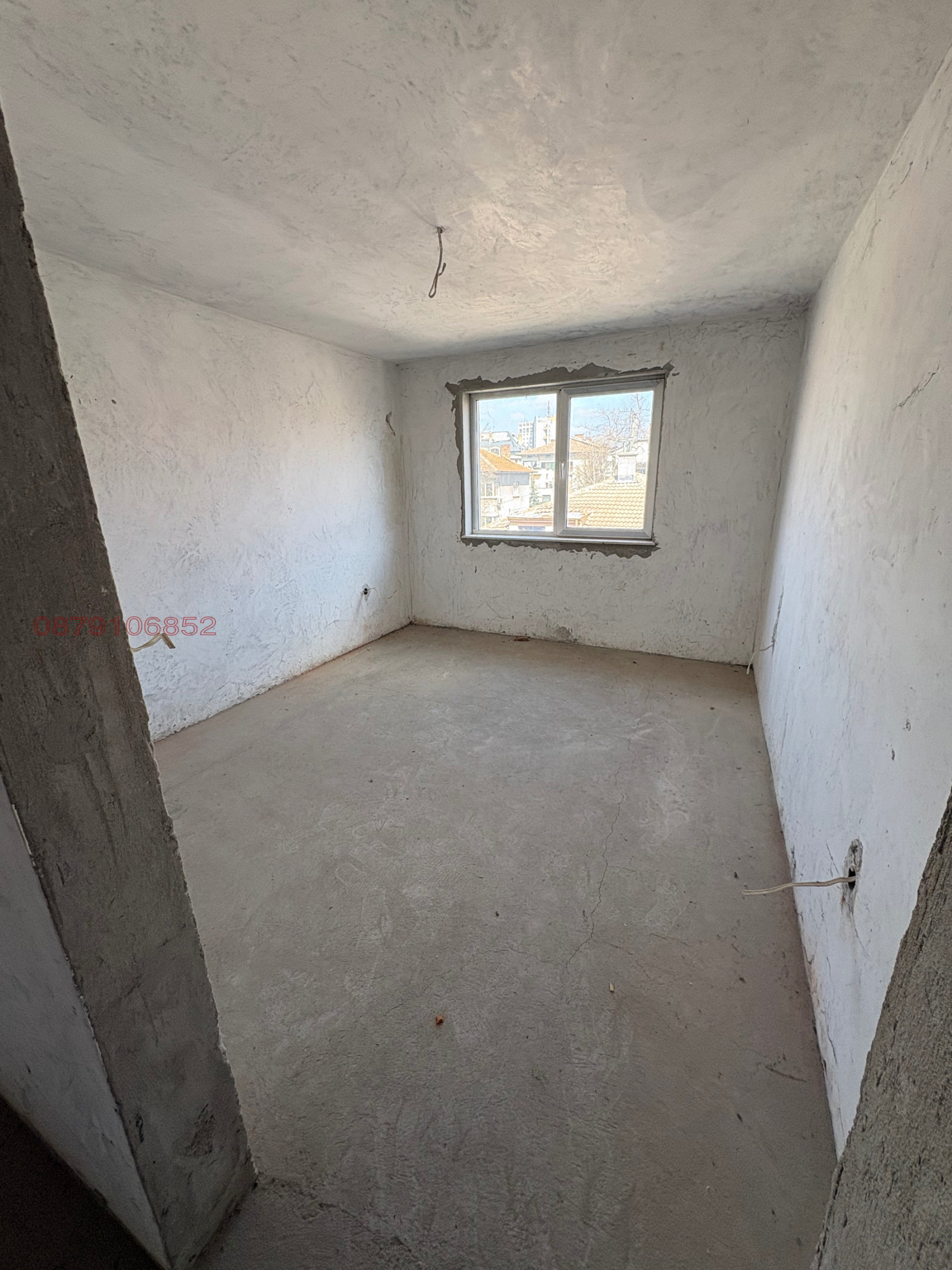 Продава 4-СТАЕН, гр. Плевен, Идеален център, снимка 2 - Апартаменти - 53862286