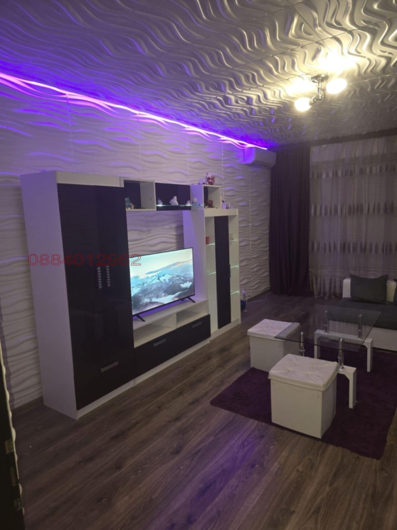 Продава 3-СТАЕН, гр. Златица, област София област, снимка 2 - Апартаменти - 53108404