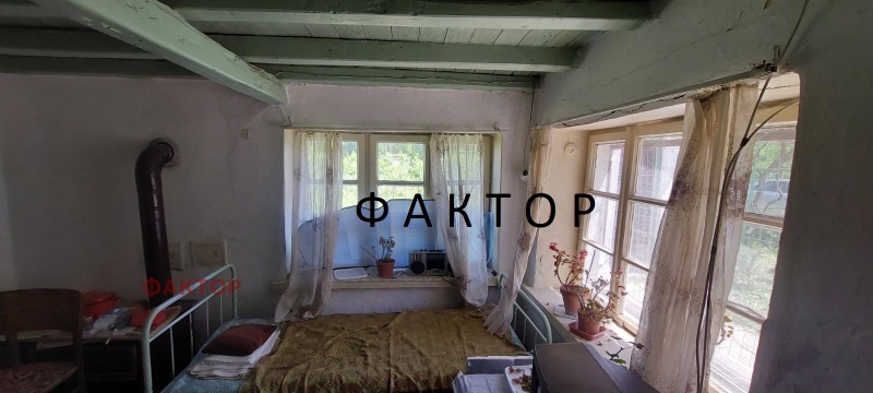 Продава КЪЩА, с. Марково, област Стара Загора, снимка 5 - Къщи - 45749174