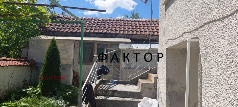 Продава  Къща област Стара Загора , с. Марково , 100 кв.м | 95437769 - изображение [2]