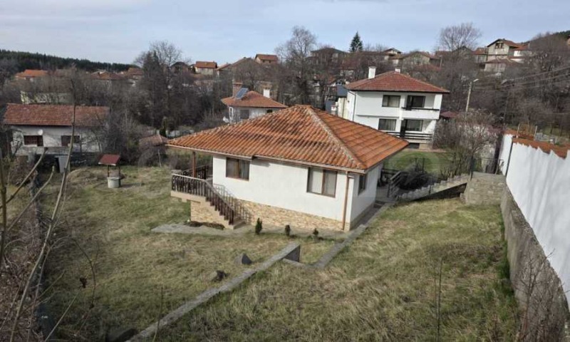 Продава КЪЩА, с. Кладница, област Перник, снимка 8 - Къщи - 52711145